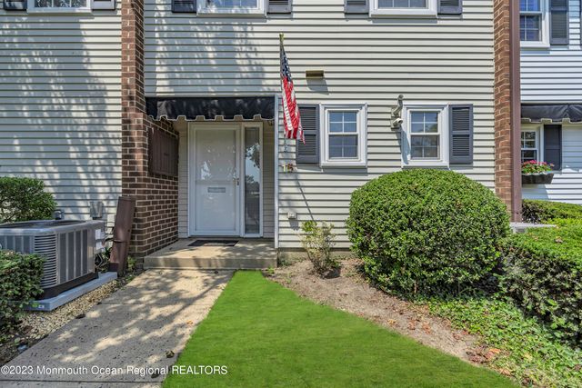15 Linden Drive, Spring Lake Heights, NJ 07762