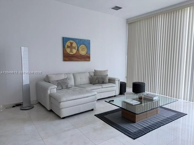 881 Ocean Drive L2, Key Biscayne, FL 33149