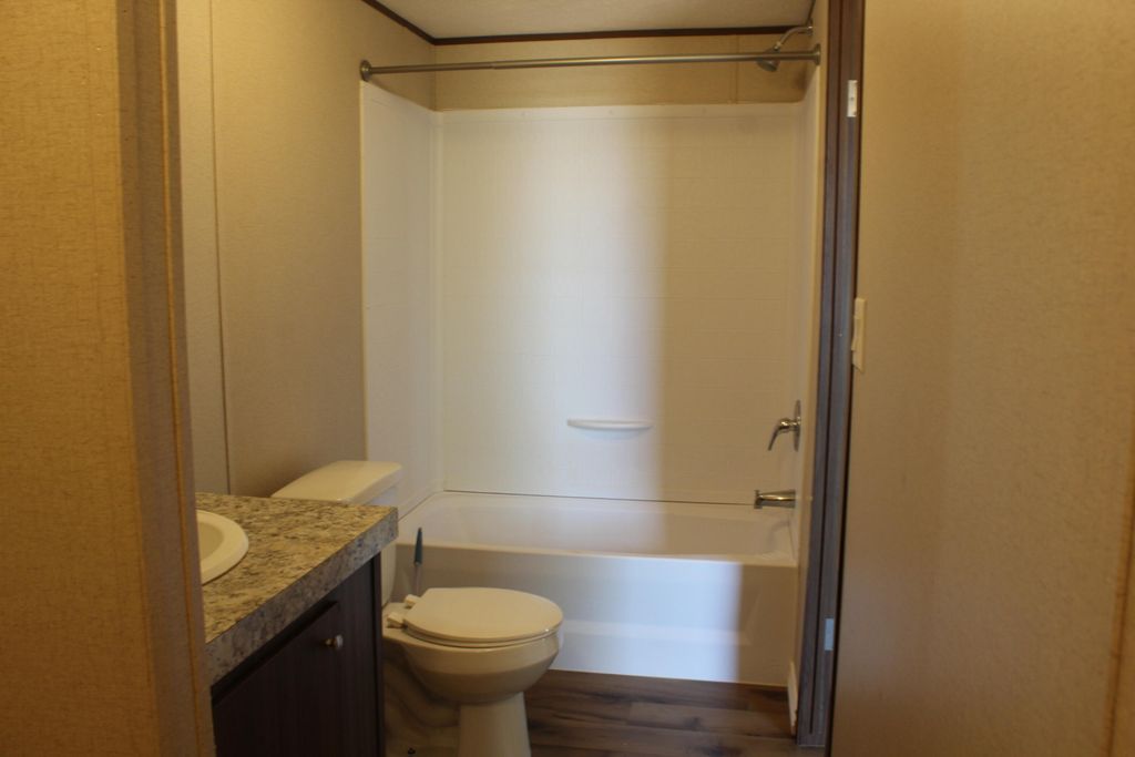 Image 12 of property listing at 317 Chestnut Lane, Robert Lee, TX 76945