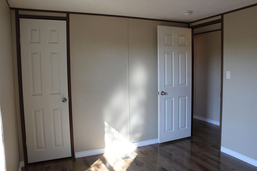 Image 18 of property listing at 317 Chestnut Lane, Robert Lee, TX 76945