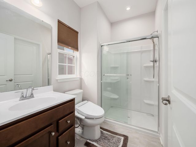 128 Cameo Woods Drive, Delaware, OH 43015