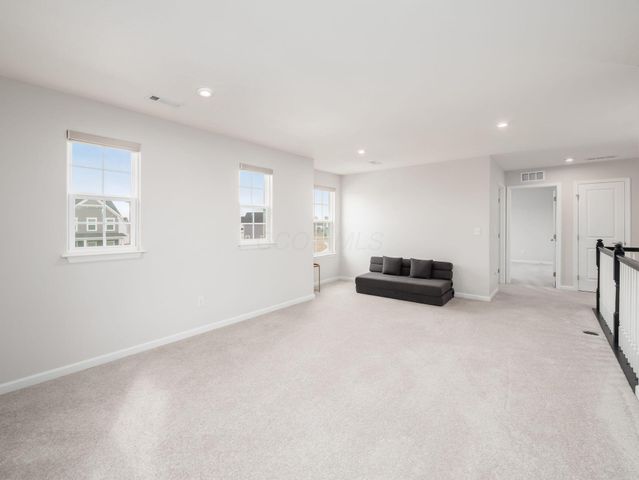 128 Cameo Woods Drive, Delaware, OH 43015