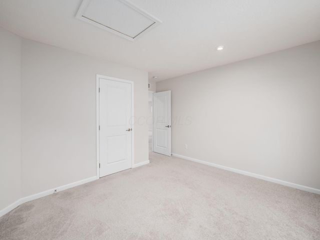 128 Cameo Woods Drive, Delaware, OH 43015