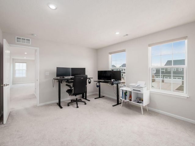 128 Cameo Woods Drive, Delaware, OH 43015