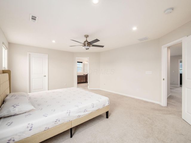 128 Cameo Woods Drive, Delaware, OH 43015