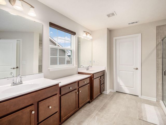 128 Cameo Woods Drive, Delaware, OH 43015