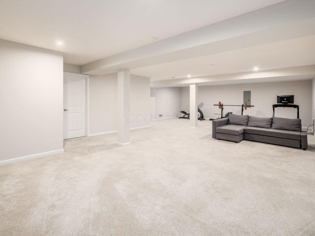 128 Cameo Woods Drive, Delaware, OH 43015