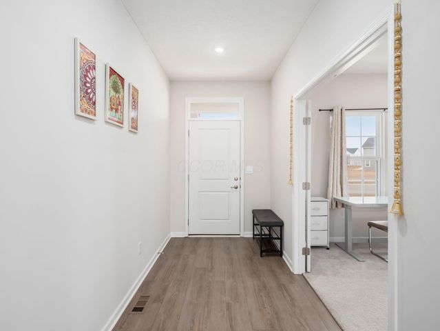 128 Cameo Woods Drive, Delaware, OH 43015