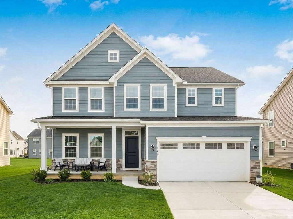 128 Cameo Woods Drive, Delaware, OH 43015