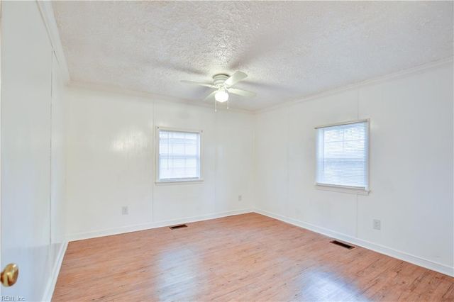 4412 Piney Swamp RD, Hayes, VA 23072