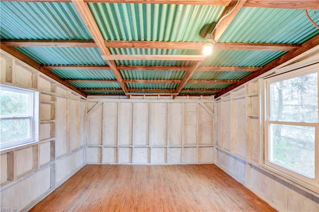 4412 Piney Swamp RD, Hayes, VA 23072