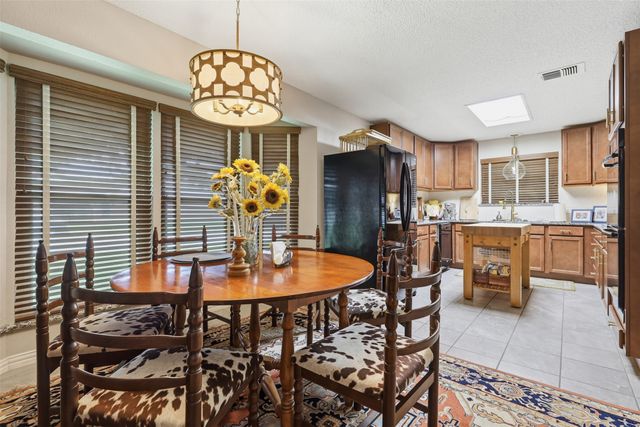 4217 Candlewind Lane, Fort Worth, TX 76133