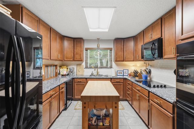 4217 Candlewind Lane, Fort Worth, TX 76133