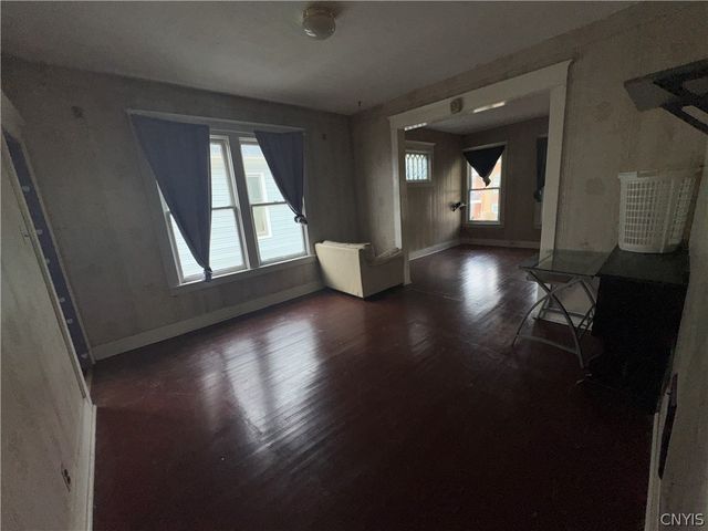 1524 High Street, Utica, NY 13501