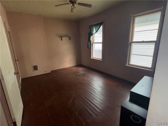 1524 High Street, Utica, NY 13501