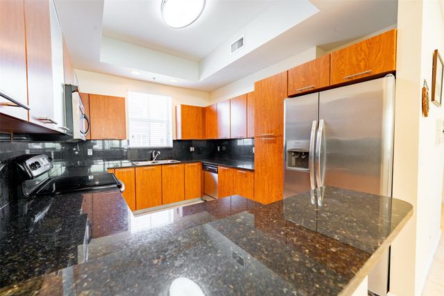 2314 Vintage Dr, Lighthouse Point, FL 33064