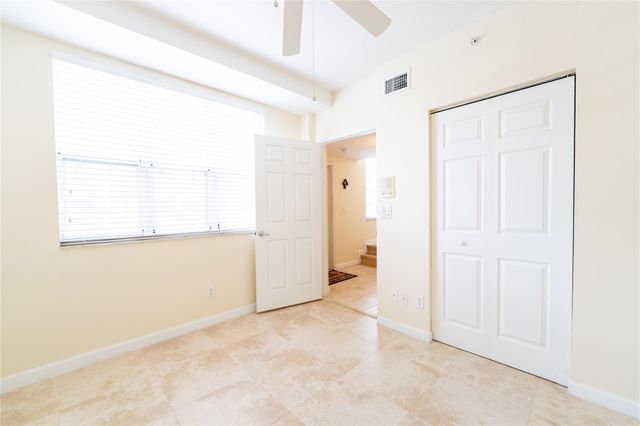 2314 Vintage Dr, Lighthouse Point, FL 33064