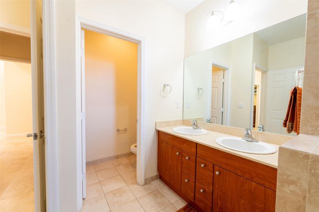2314 Vintage Dr, Lighthouse Point, FL 33064