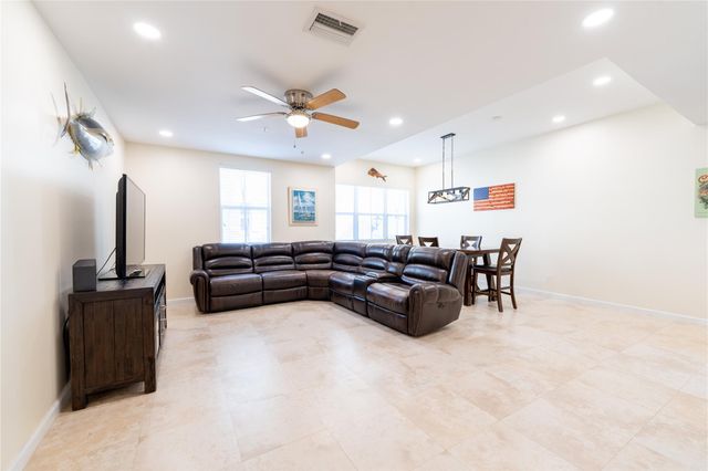 2314 Vintage Dr, Lighthouse Point, FL 33064