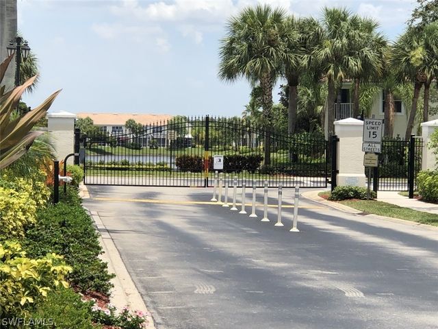 1380 Tiffany LN 2204, Naples, FL 34105