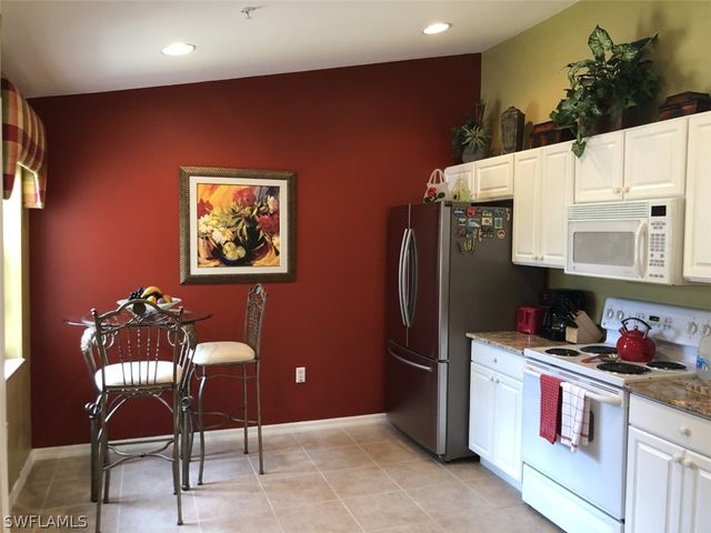 1380 Tiffany LN 2204, Naples, FL 34105