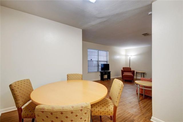 607 Bellevue PL B, Austin, TX 78705