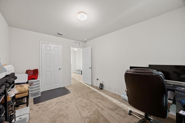 204 Perugia ST, Liberty Hill, TX 78642