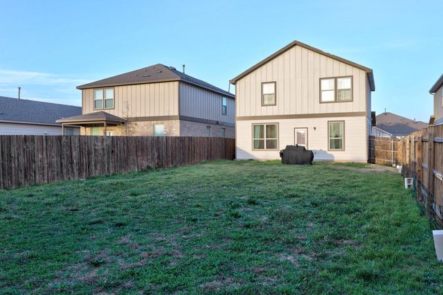 204 Perugia ST, Liberty Hill, TX 78642
