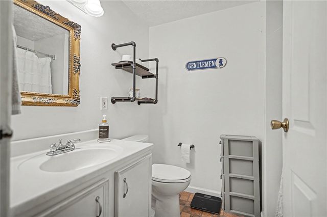 5627 Crestview Drive, Fairfield, OH 45014