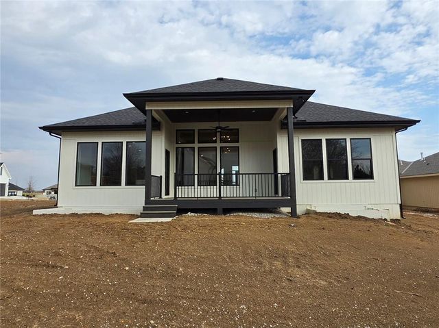 11208 S Gleason Road, Olathe, KS 66061