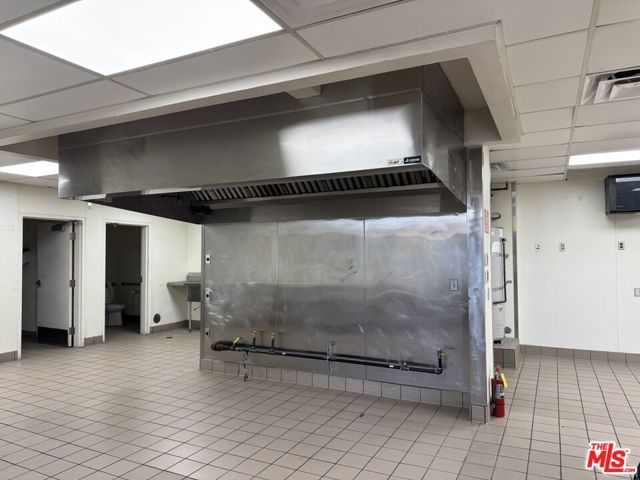 1903 PACIFIC COAST Highway, Lomita, CA 90717