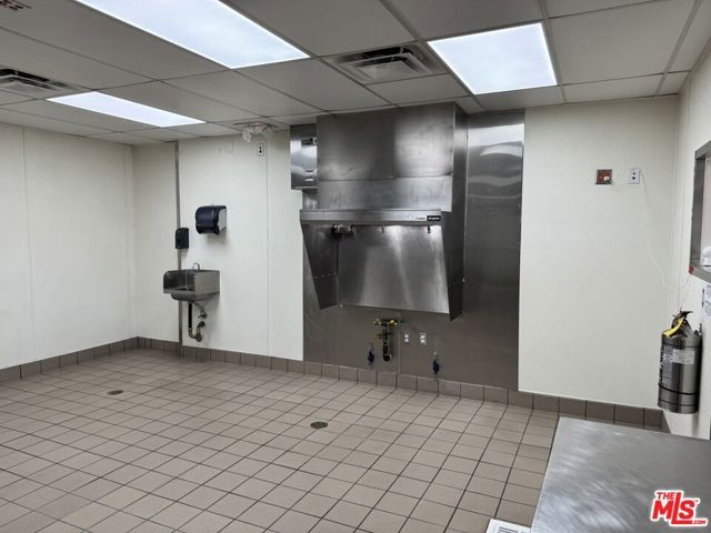 1903 PACIFIC COAST Highway, Lomita, CA 90717