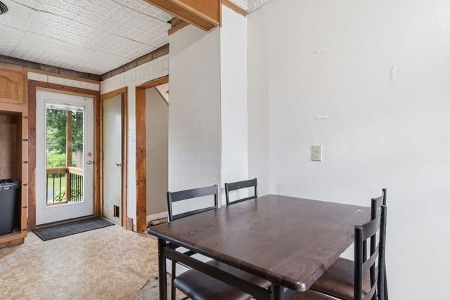 4 Skinner Street, Claremont, NH 03743