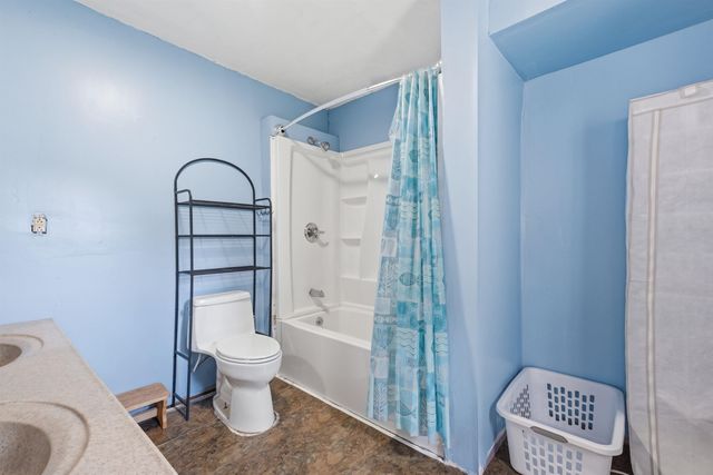 4 Skinner Street, Claremont, NH 03743