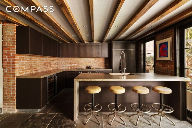 42 Barrow Street, New York City, NY 10014