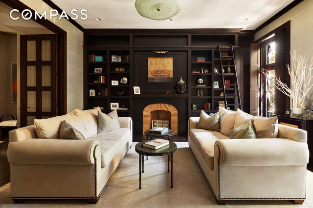 42 Barrow Street, New York City, NY 10014