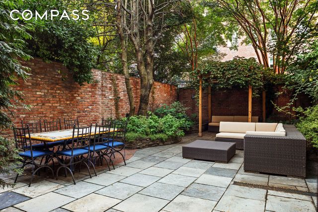 42 Barrow Street, New York City, NY 10014