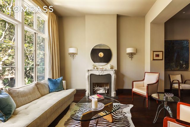 42 Barrow Street, New York City, NY 10014