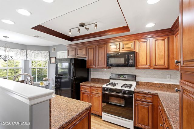 1219A Thornbury Lane A, Manchester, NJ 08759