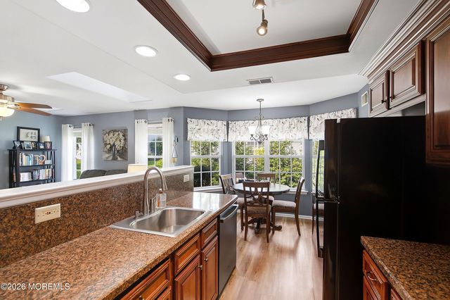 1219A Thornbury Lane A, Manchester, NJ 08759
