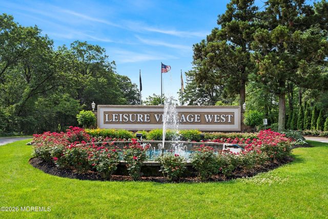 1219A Thornbury Lane A, Manchester, NJ 08759