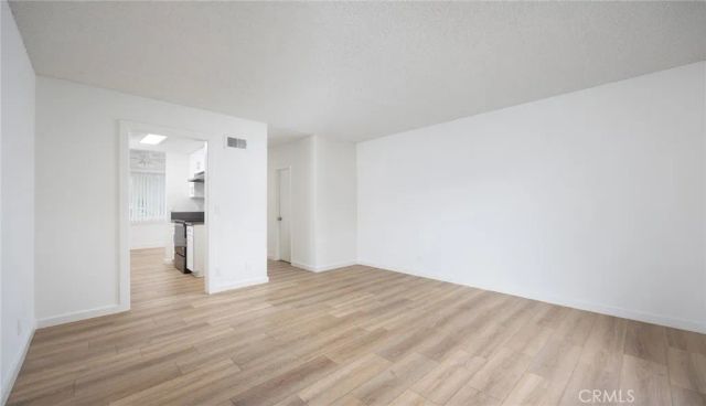 2729 S Baker, Santa Ana, CA 92707