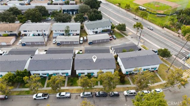 2729 S Baker, Santa Ana, CA 92707