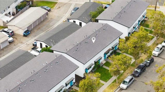 2729 S Baker, Santa Ana, CA 92707
