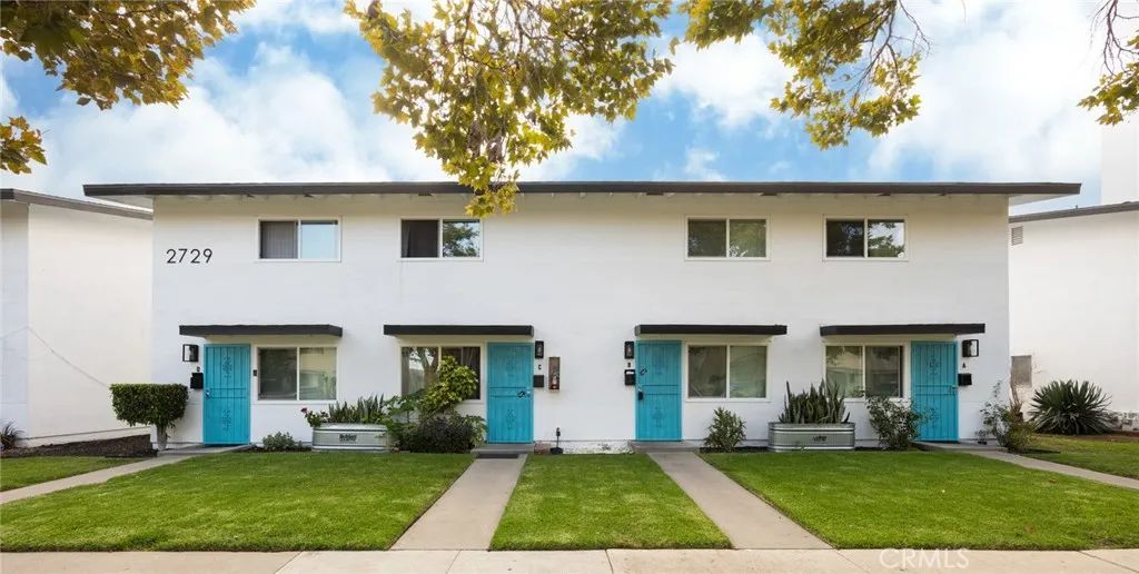 2729 S Baker, Santa Ana, CA 92707