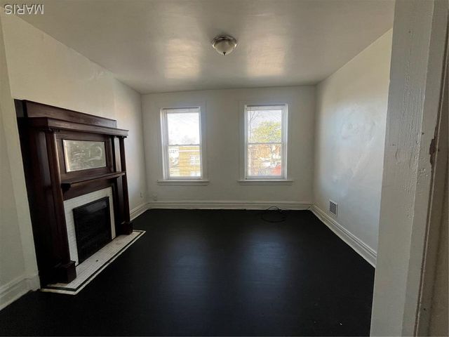 4456 Pennsylvania Avenue, St Louis, MO 63111