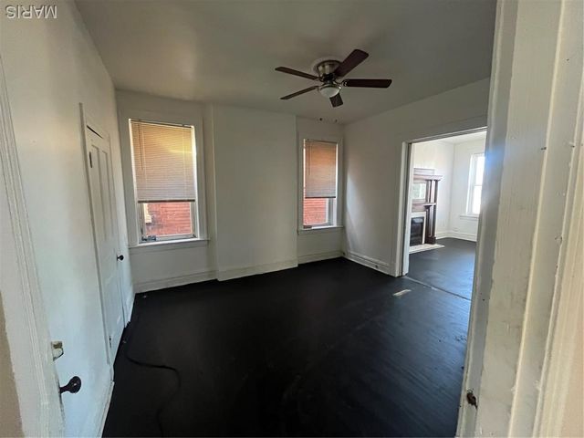 4456 Pennsylvania Avenue, St Louis, MO 63111