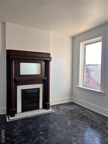 4456 Pennsylvania Avenue, St Louis, MO 63111