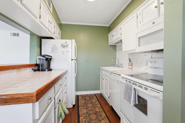609 Hillside Dr S Unit A17, North Myrtle Beach, SC 29582