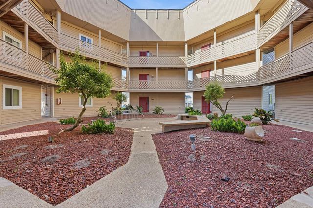 609 Hillside Dr S Unit A17, North Myrtle Beach, SC 29582